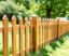 Holzzäune: Die Vor- und Nachteile eines zeitlosen Gartenelements