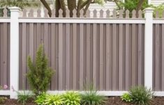 10 Best Fence Ideas to Preserve Your Privacy