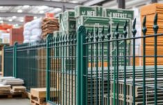 Importación y exportación de materiales para vallas: guía práctica para negocios que quieren cruzar fronteras