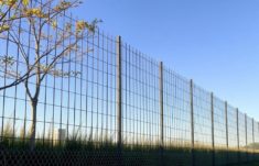 Der akustische Zaun contra el ruido: Cómo transformar sonidos molestos en silencio útil